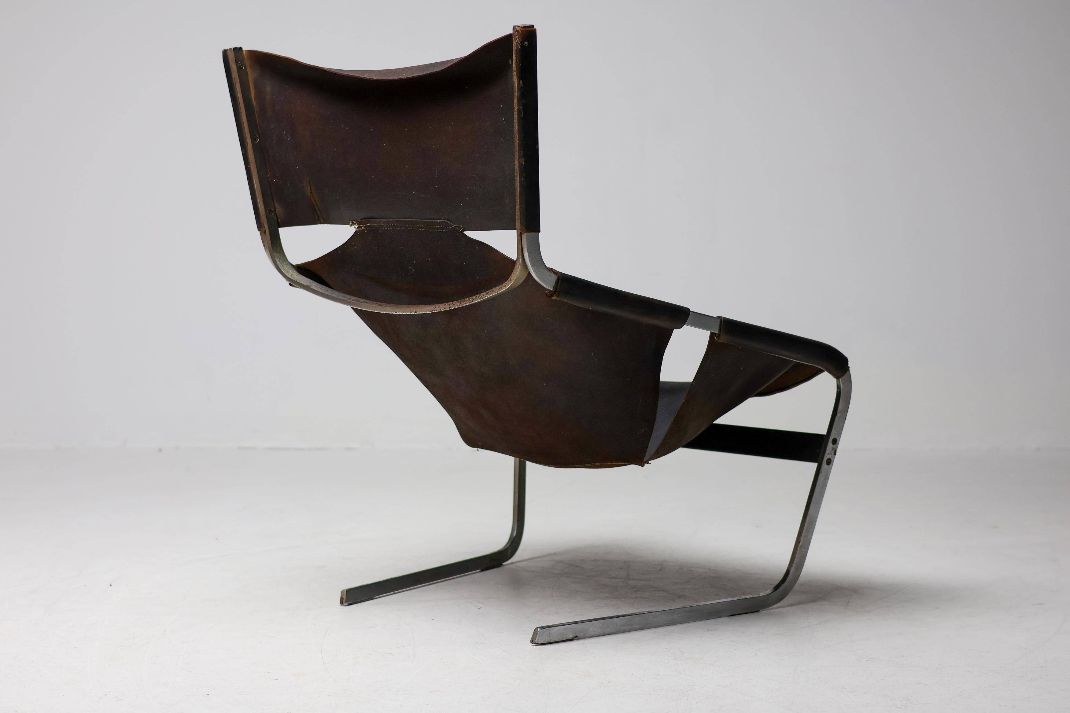 Pierre Paulin F444 chaise longue in black leather - All original, Vintage