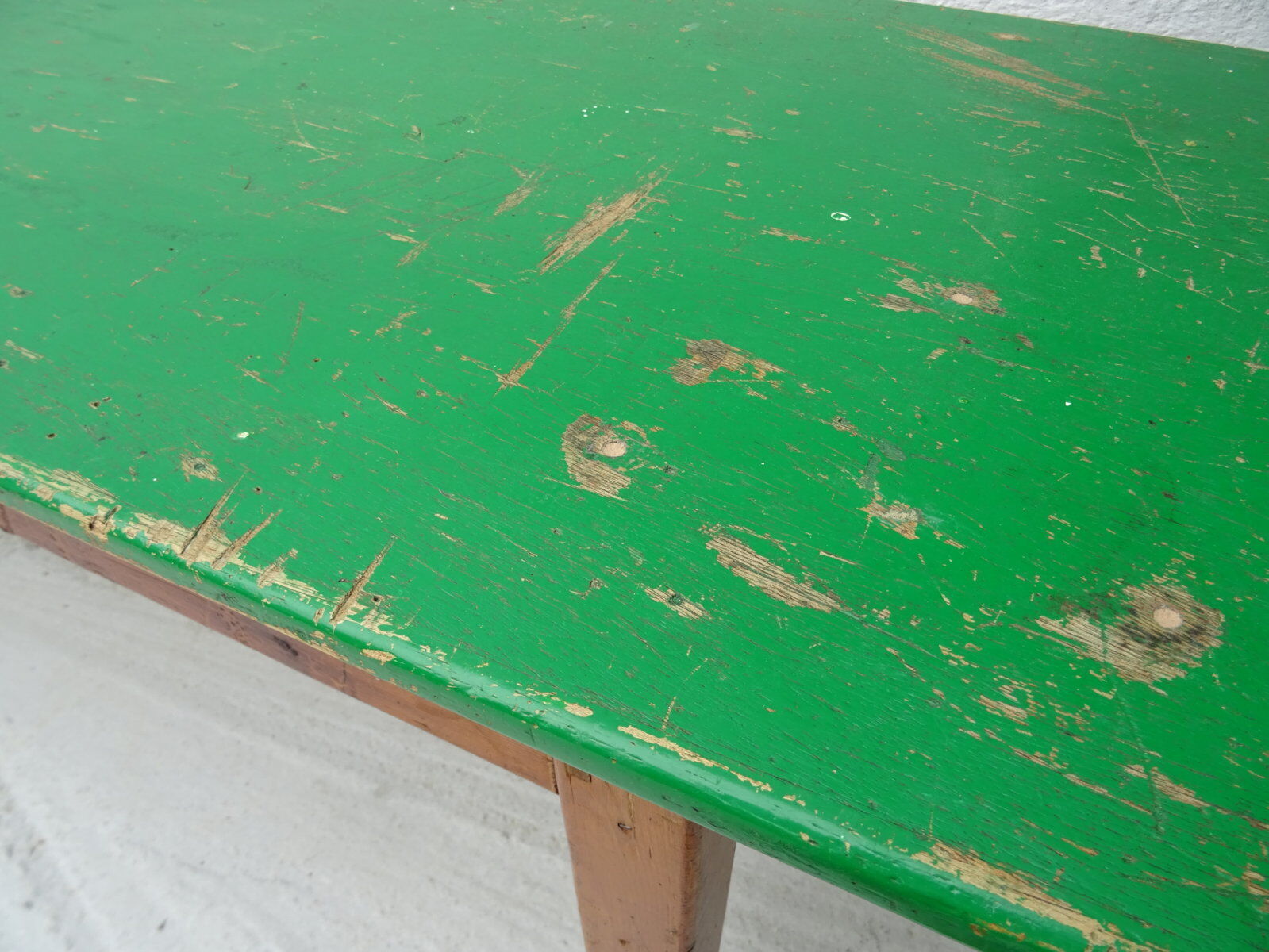 Bistro table 2m20 long