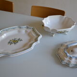 Tureen or vegetable dish in earthenware by Lallier in Moustiers
