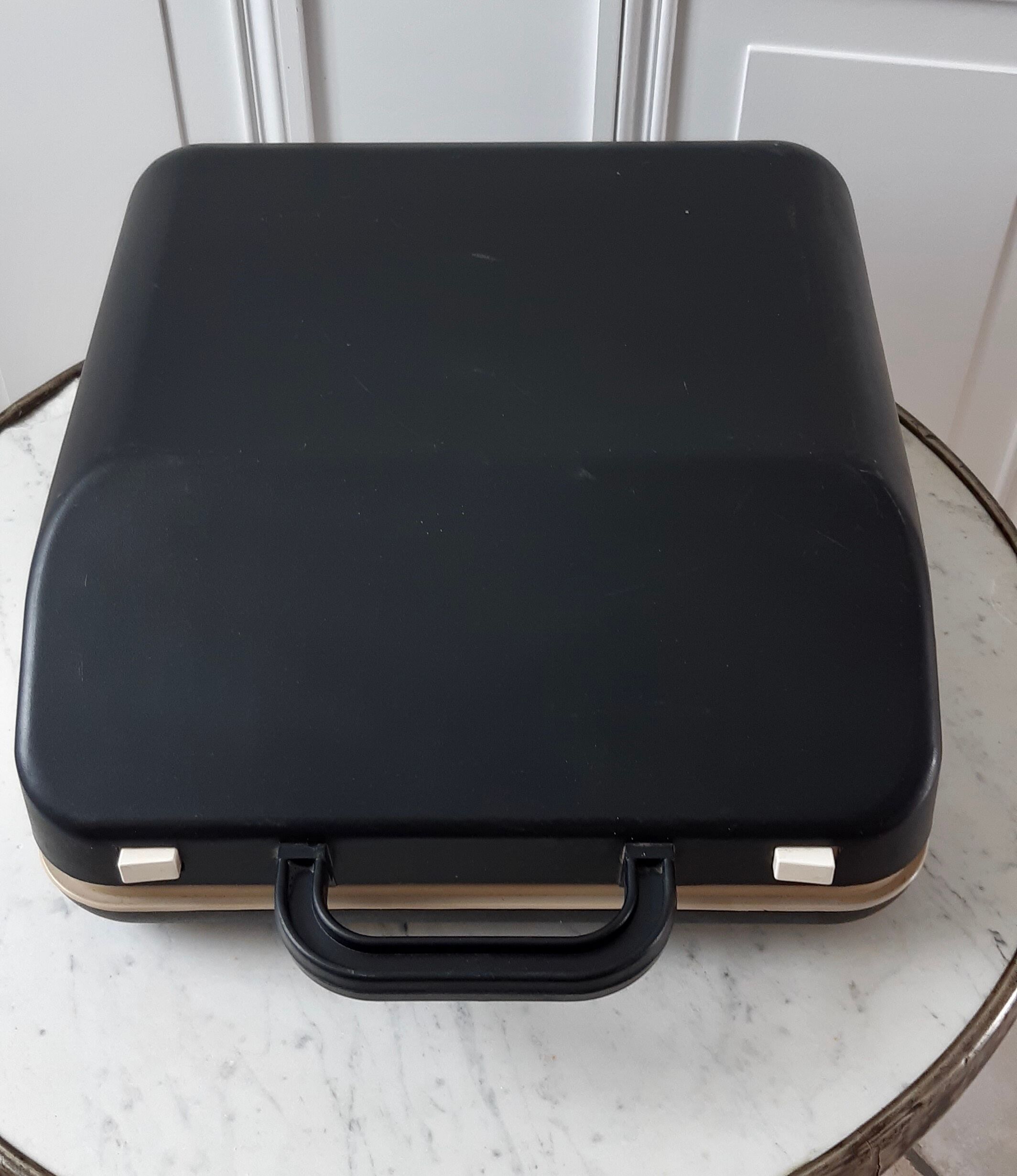 Underwood 319 typewriter