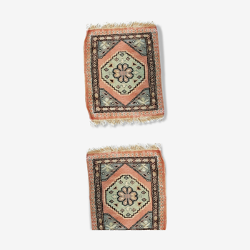 Pakistan's pure wool carpet dimensions 0.60 x 0.45 cm