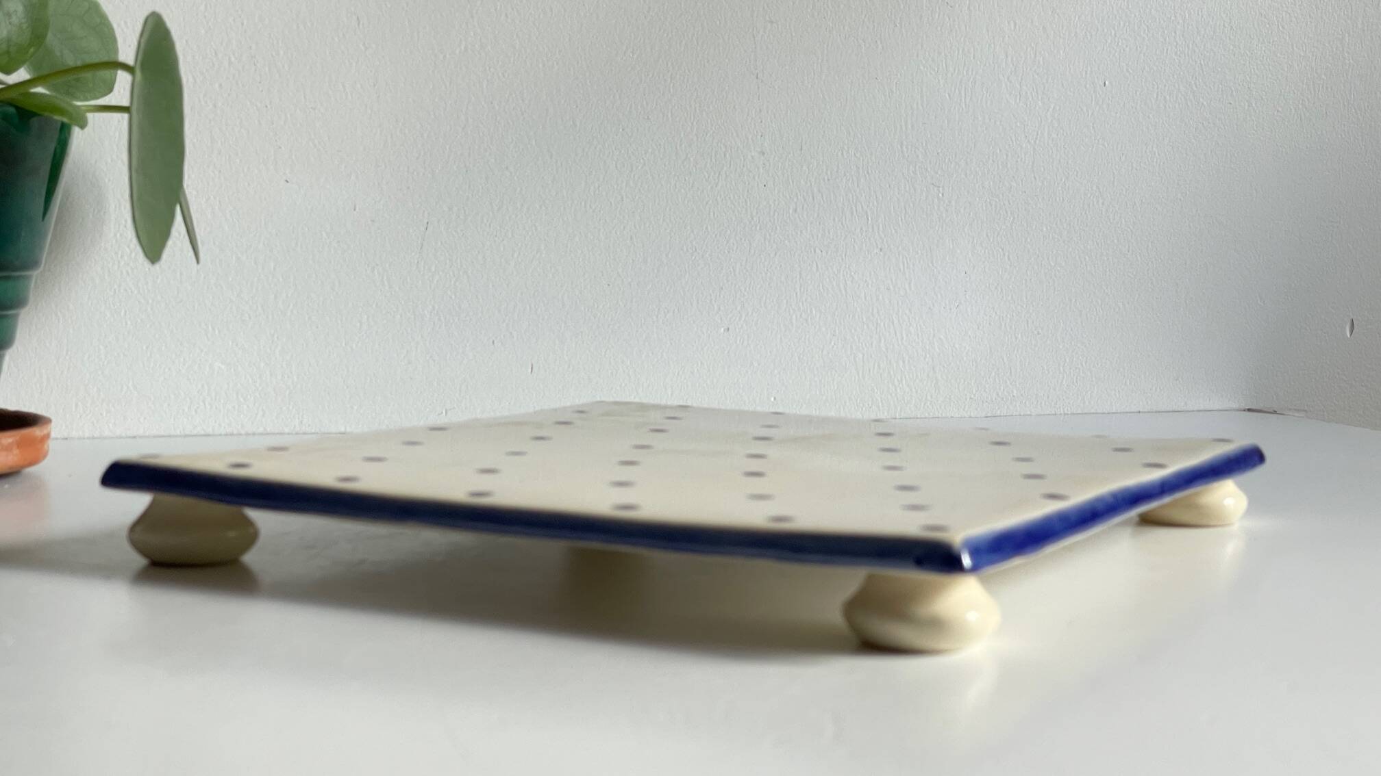 St Clément Vintage Polka Dot Ceramic Trivet