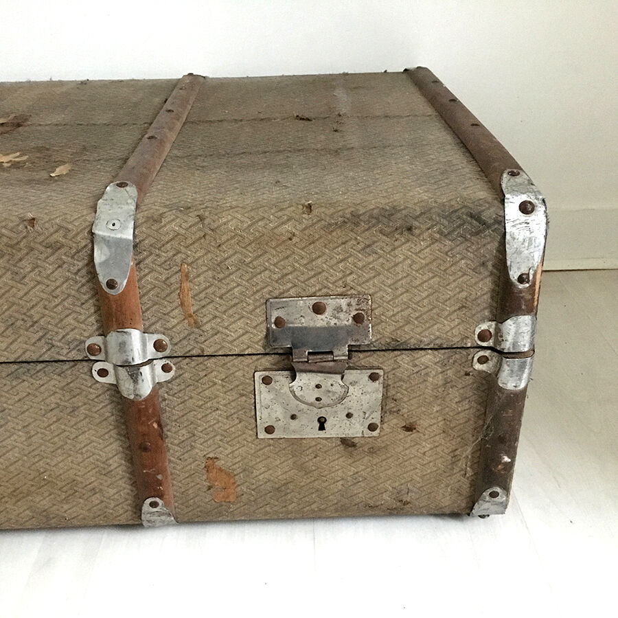 Vintage 30's travel trunk