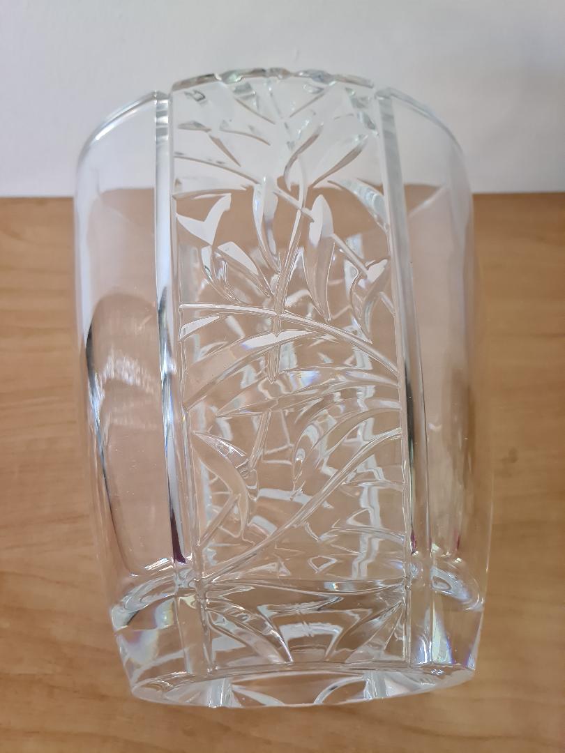 Crystal vase