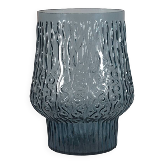 Vase vintage en verre pressé gris-bleu à décor ondulé