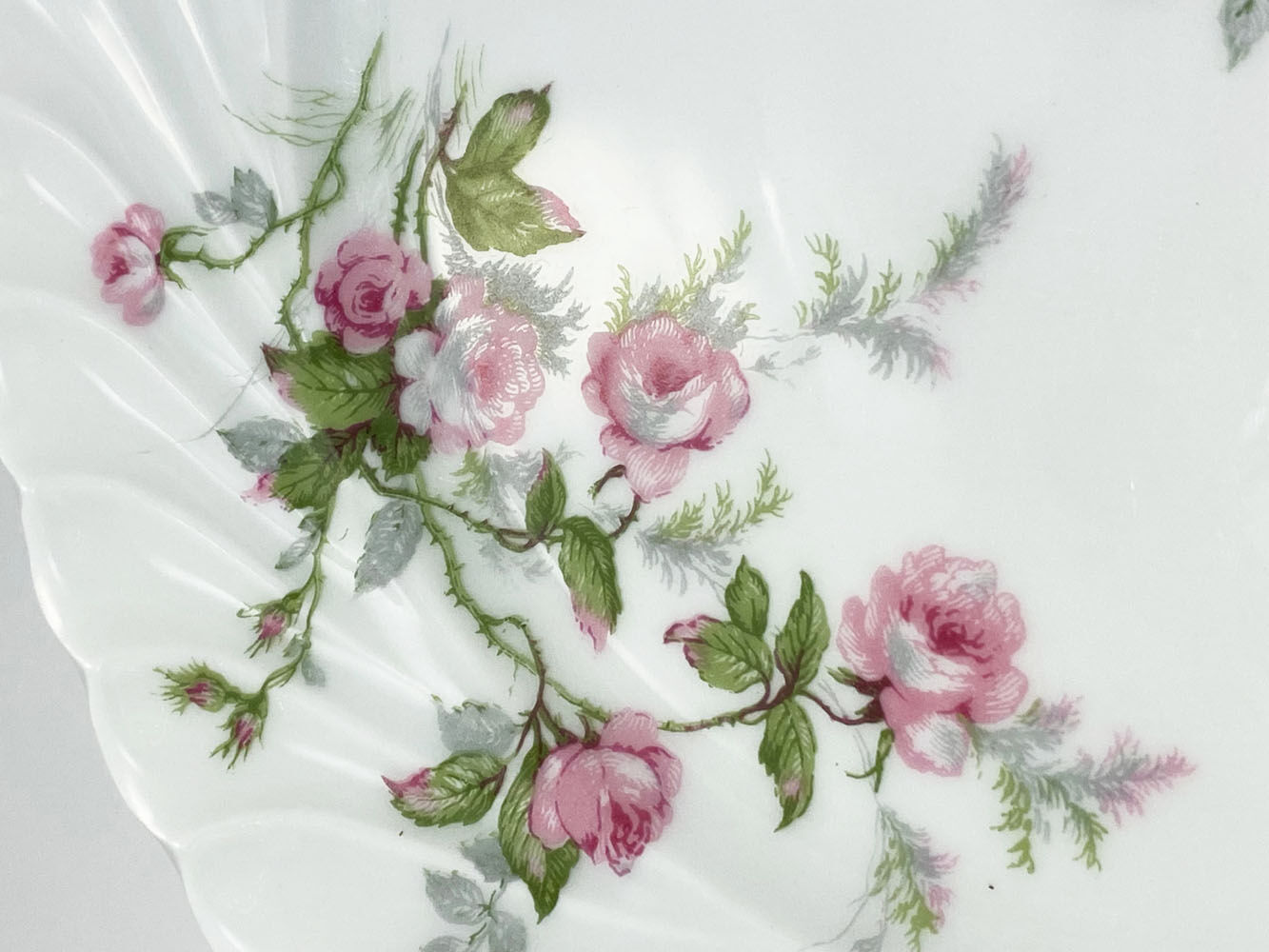 6 dessert plates. Haviland Limoges France. Perfect condition