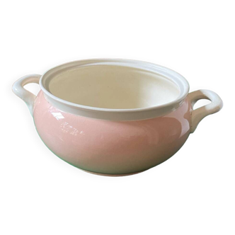 Villeroy and Boch powder pink salad bowl.