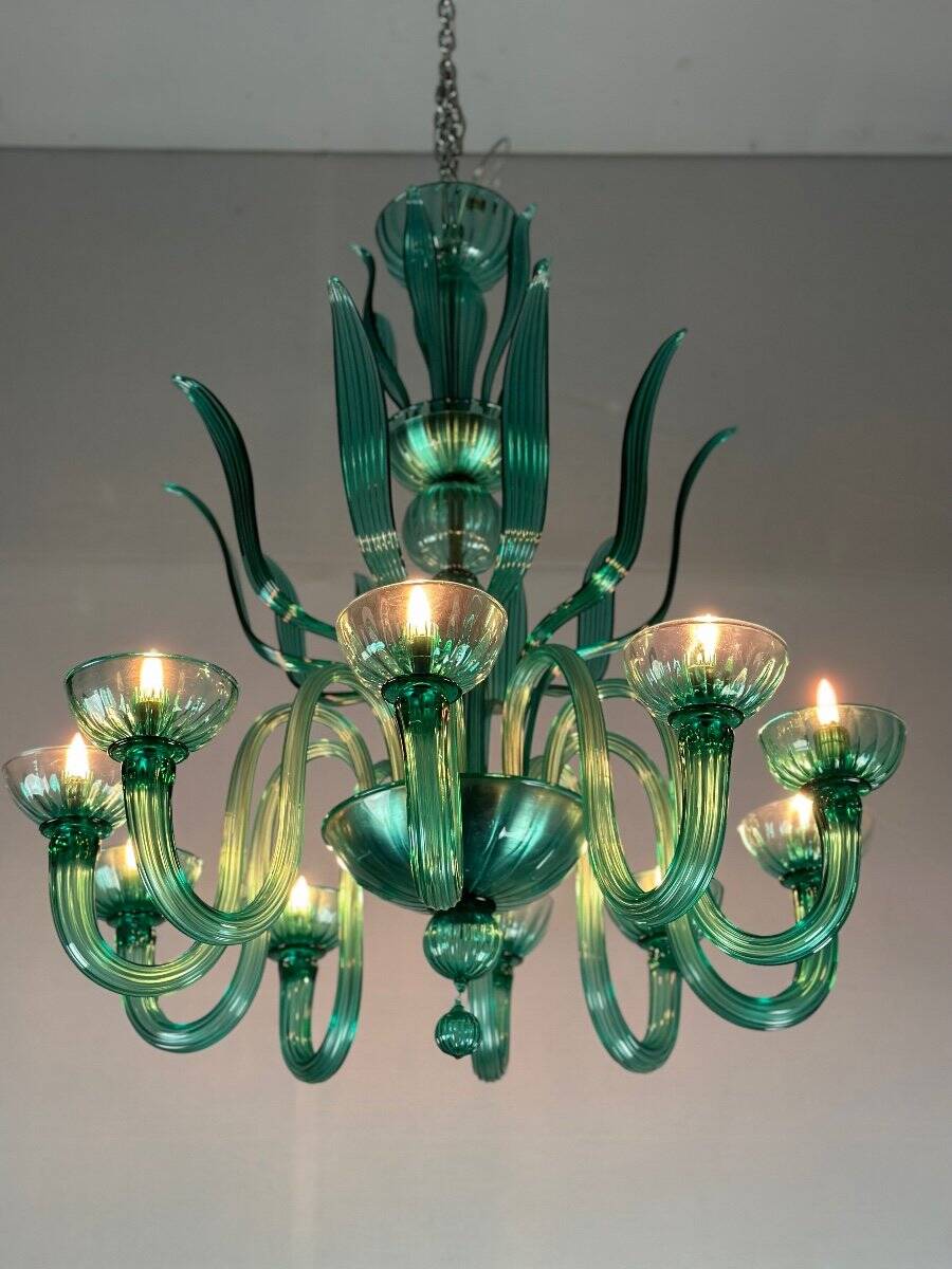 Venetian chandelier in emerald murano glass 10 arms of light