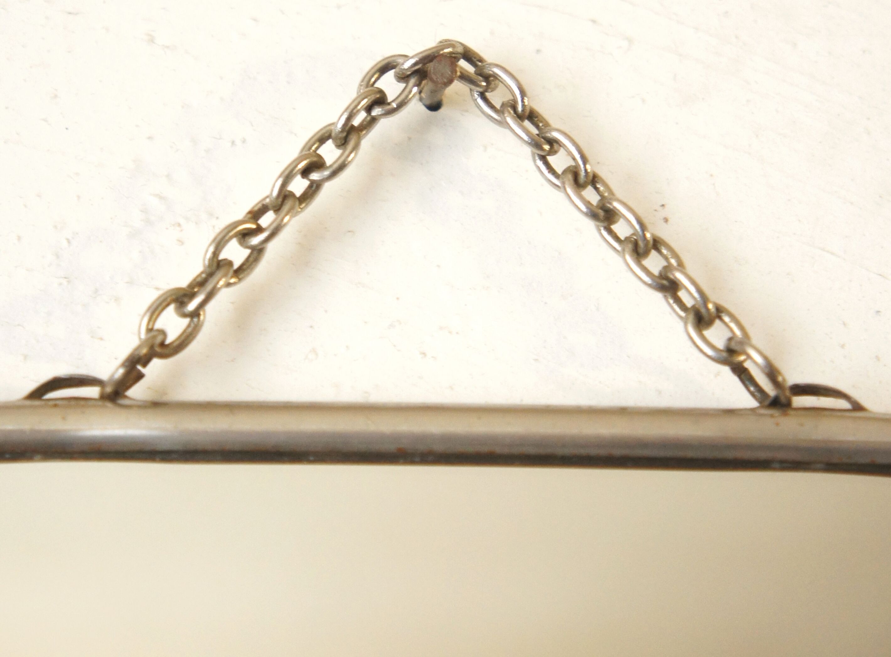 Chain barber mirror 37.5 cm x 28.5 cm