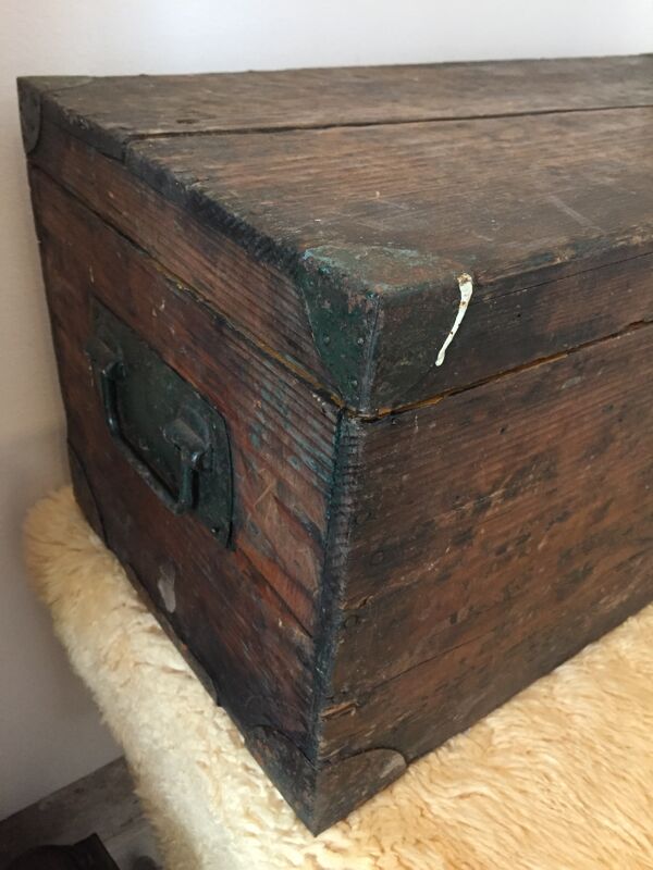 Malle ancienne en bois