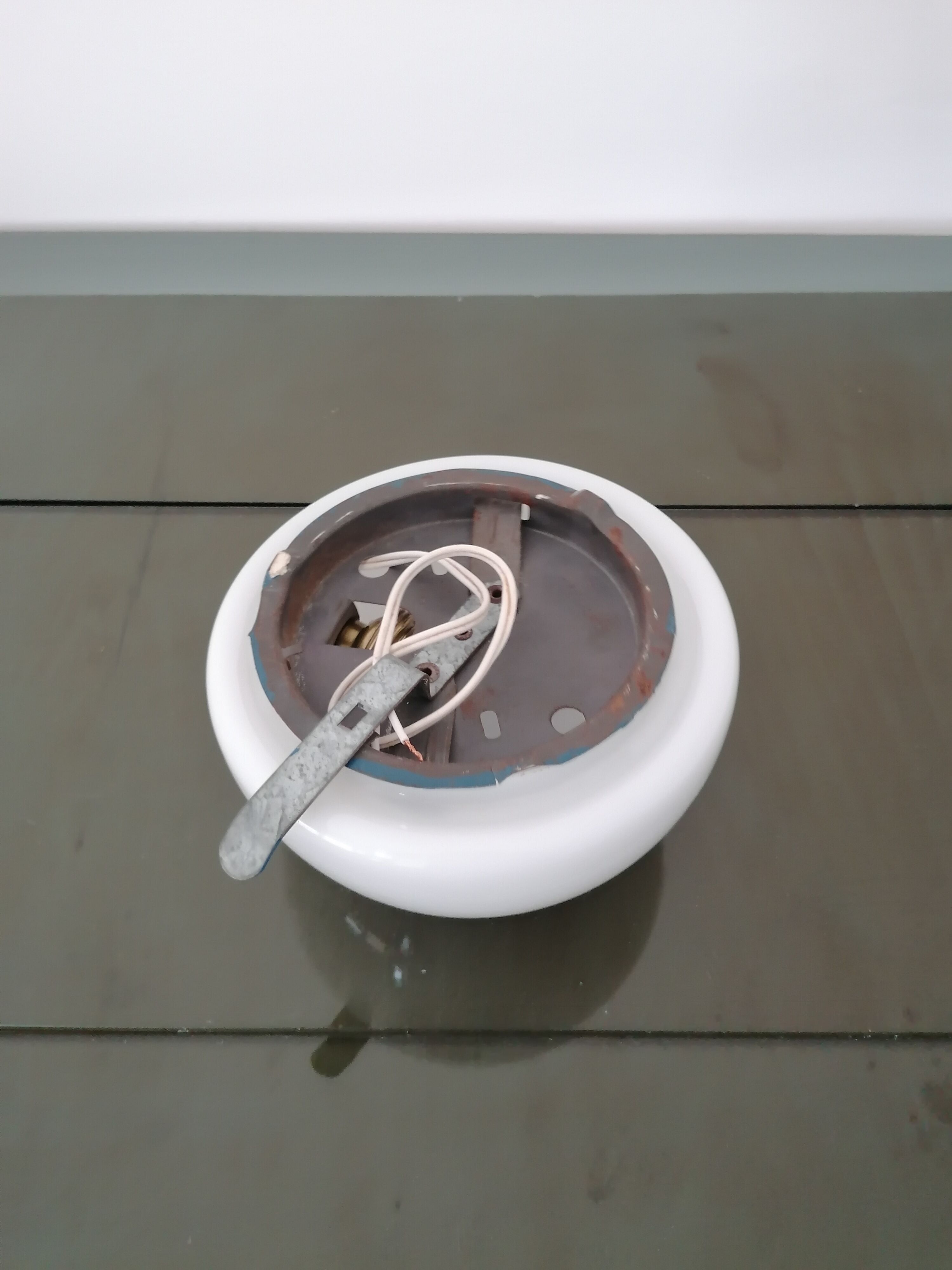 Ceiling light in metal and opaline  70