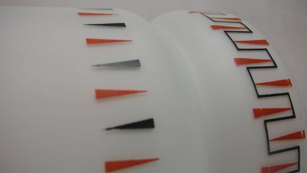 Suspension vintage opaline Verre blanc dessin geométrique 1960 Style Lunel