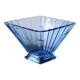 Vase. Modèle spécial éventail. Art Déco. Verre bleu vif