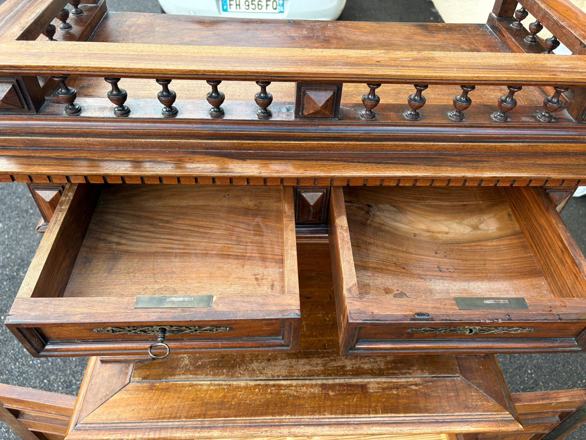 Renaissance furniture