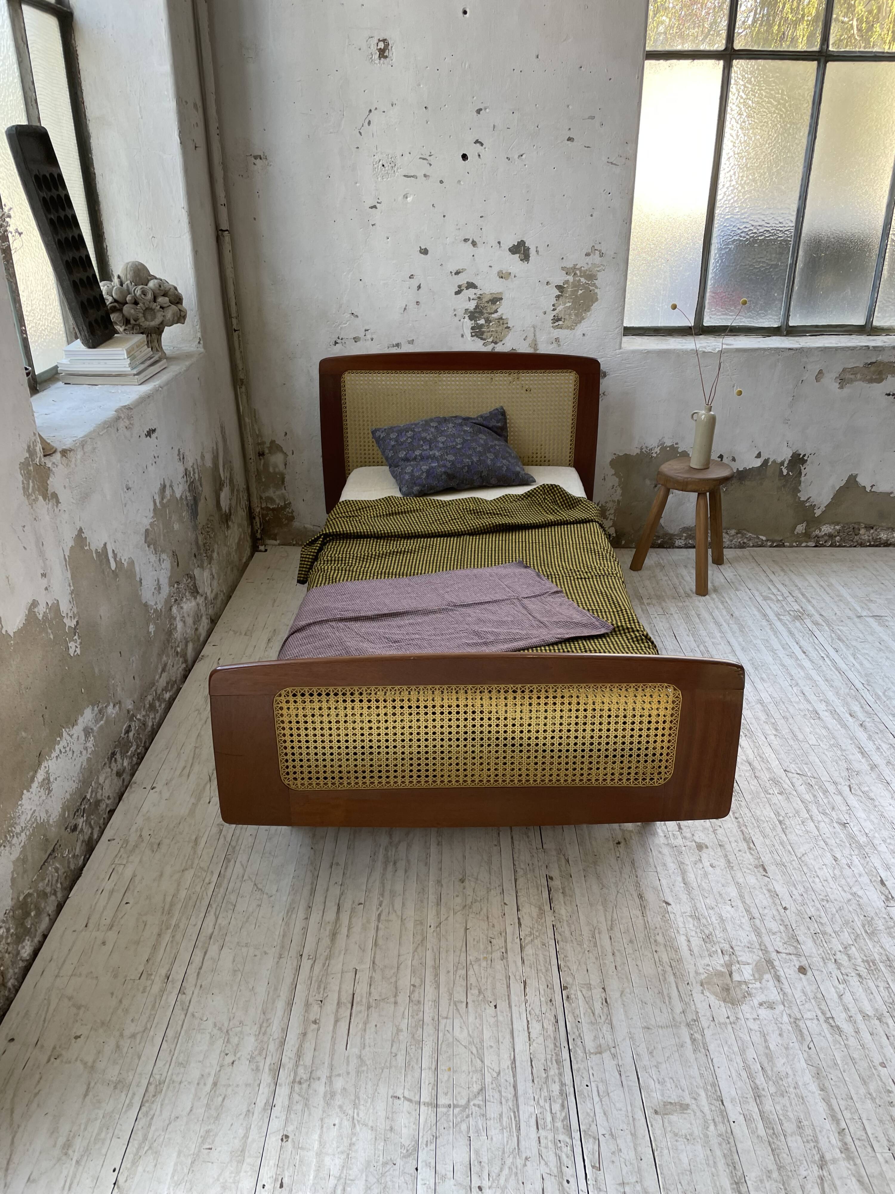 Lit Roset SNA teck et cannage 1 place