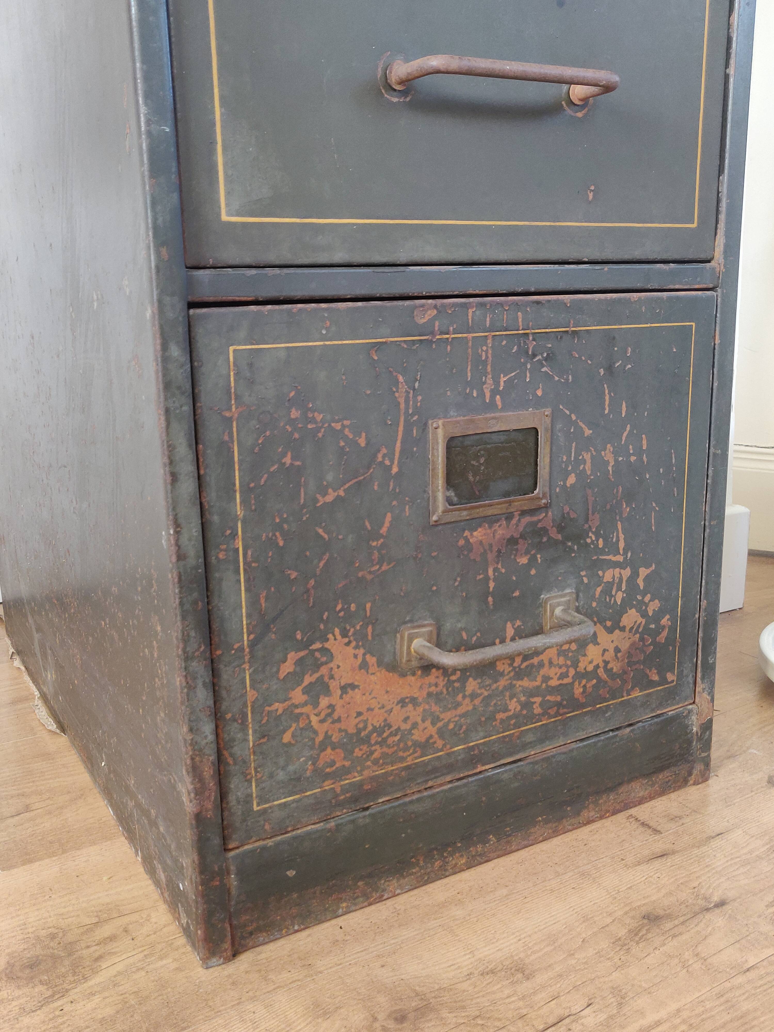 Furniture lockers Strafor