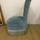 Fauteuil crapaud vintage en velours bleu