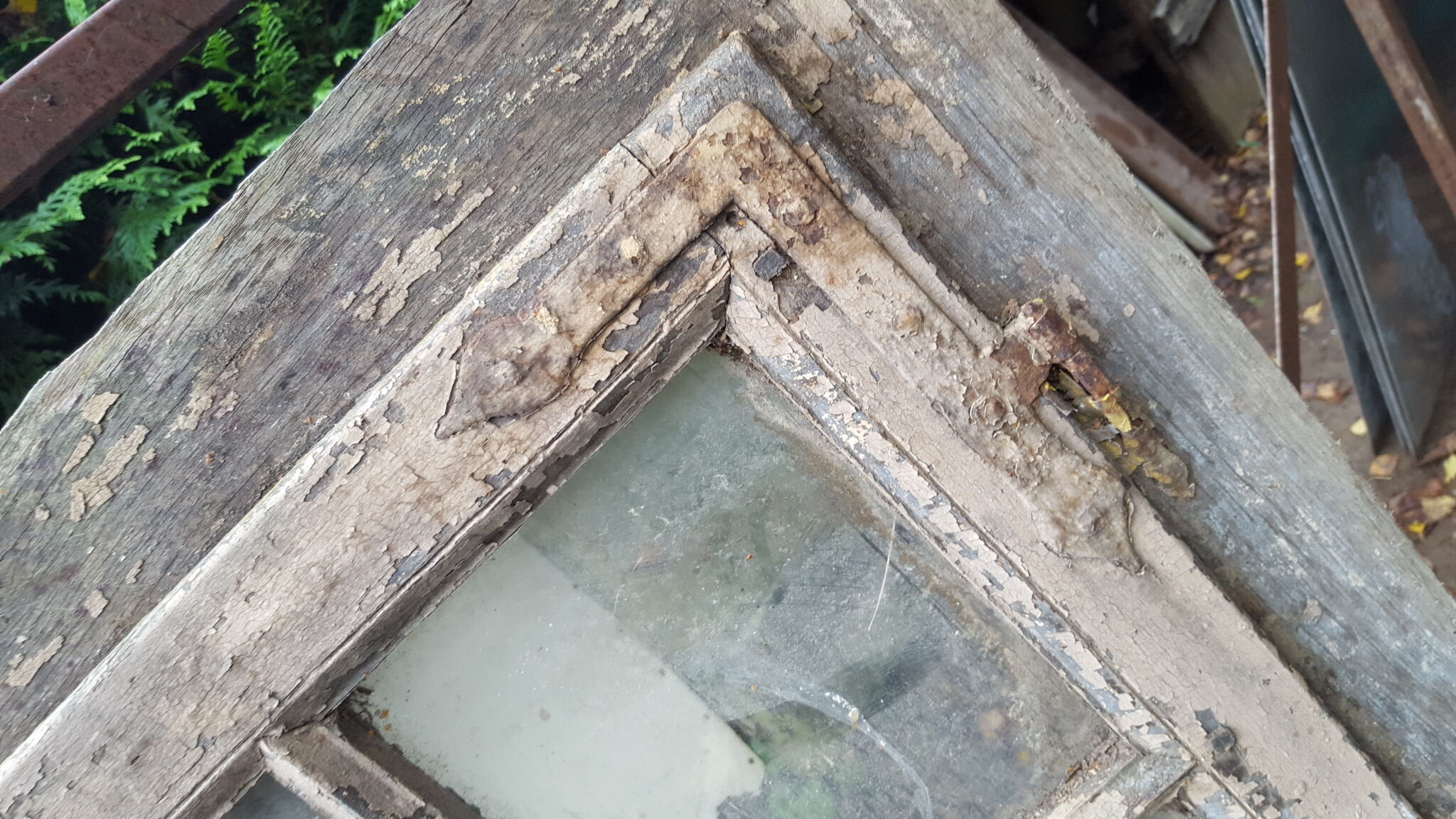 Fenêtre XVIIIème à 2 vantaux et bâti
