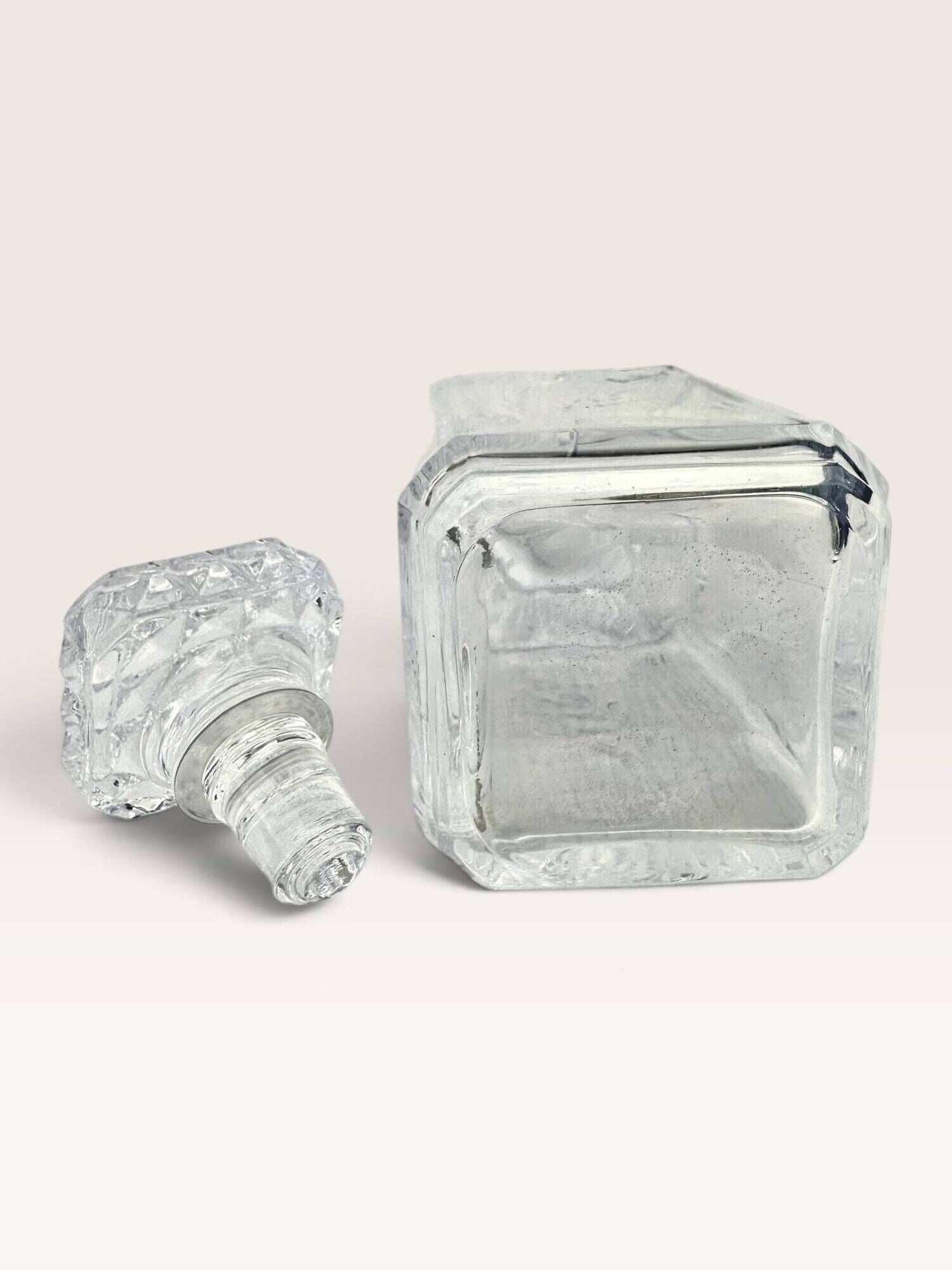 Cut crystal whisky carafe with wheat decoration