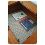 Bureau vintage compact