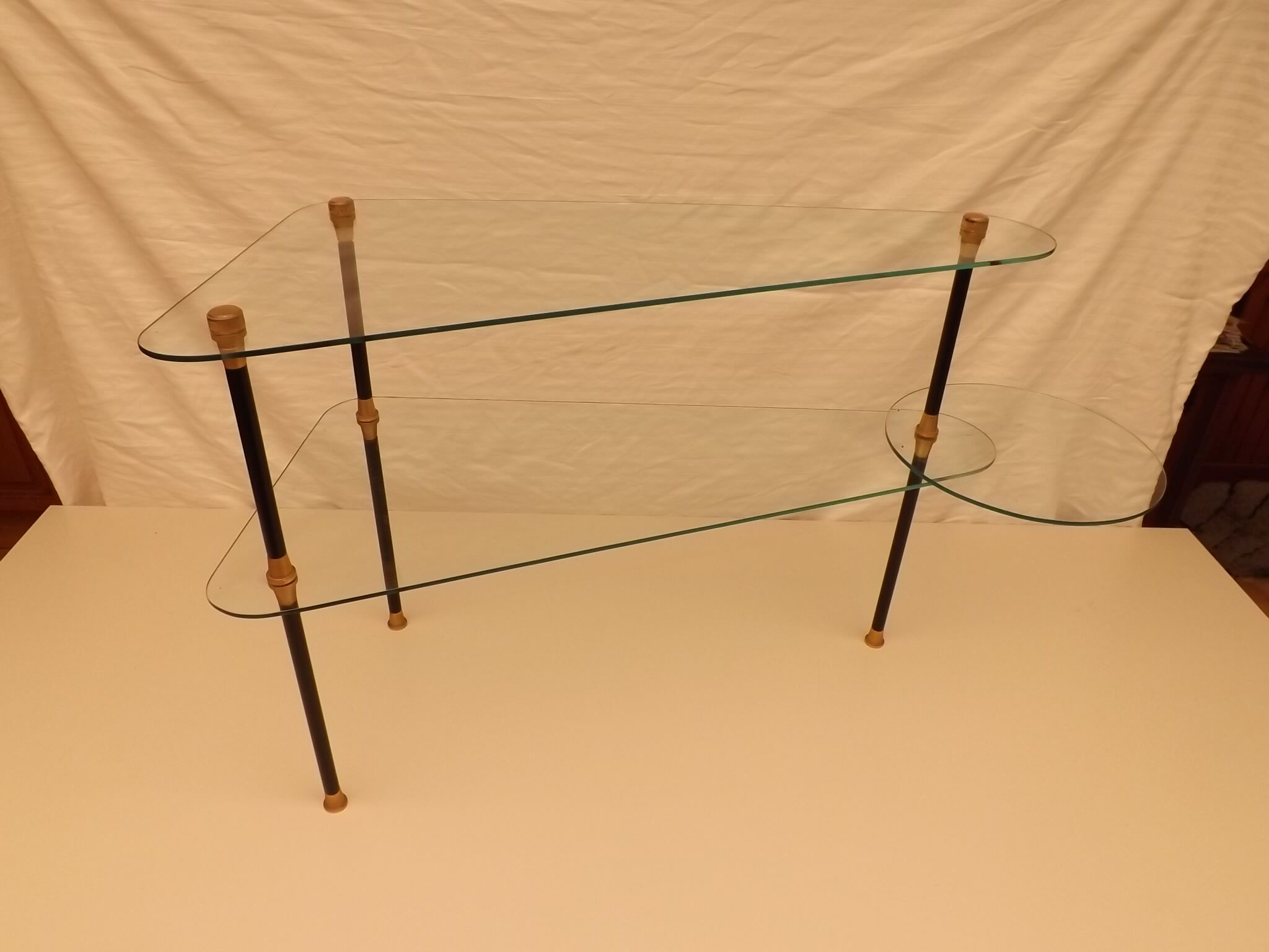 Carcassonne 1950 tripod shop shelf