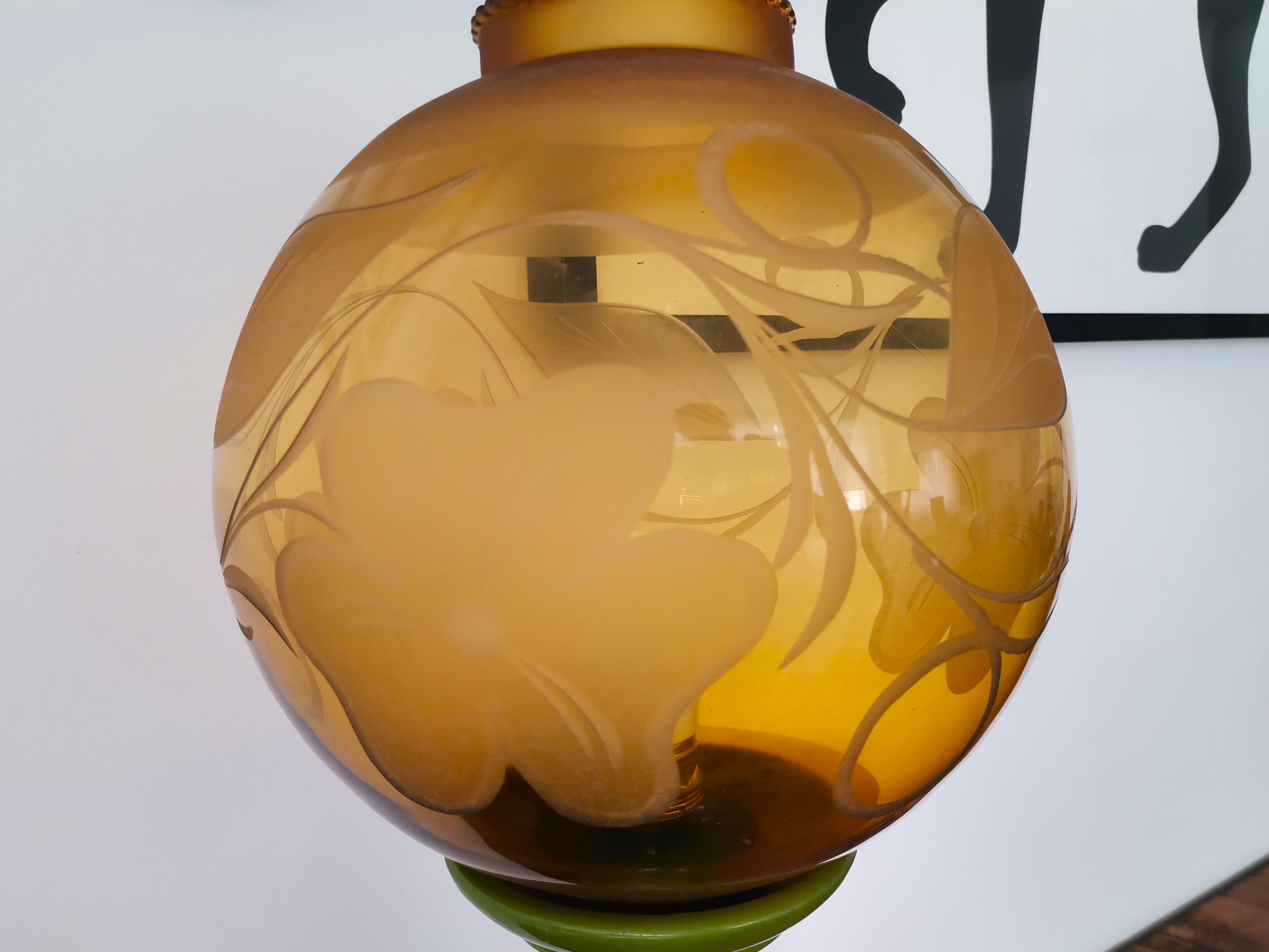 Mid-century italian yellow & green wood and glass table lamp