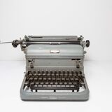 Royal Typewriter 1950 USA