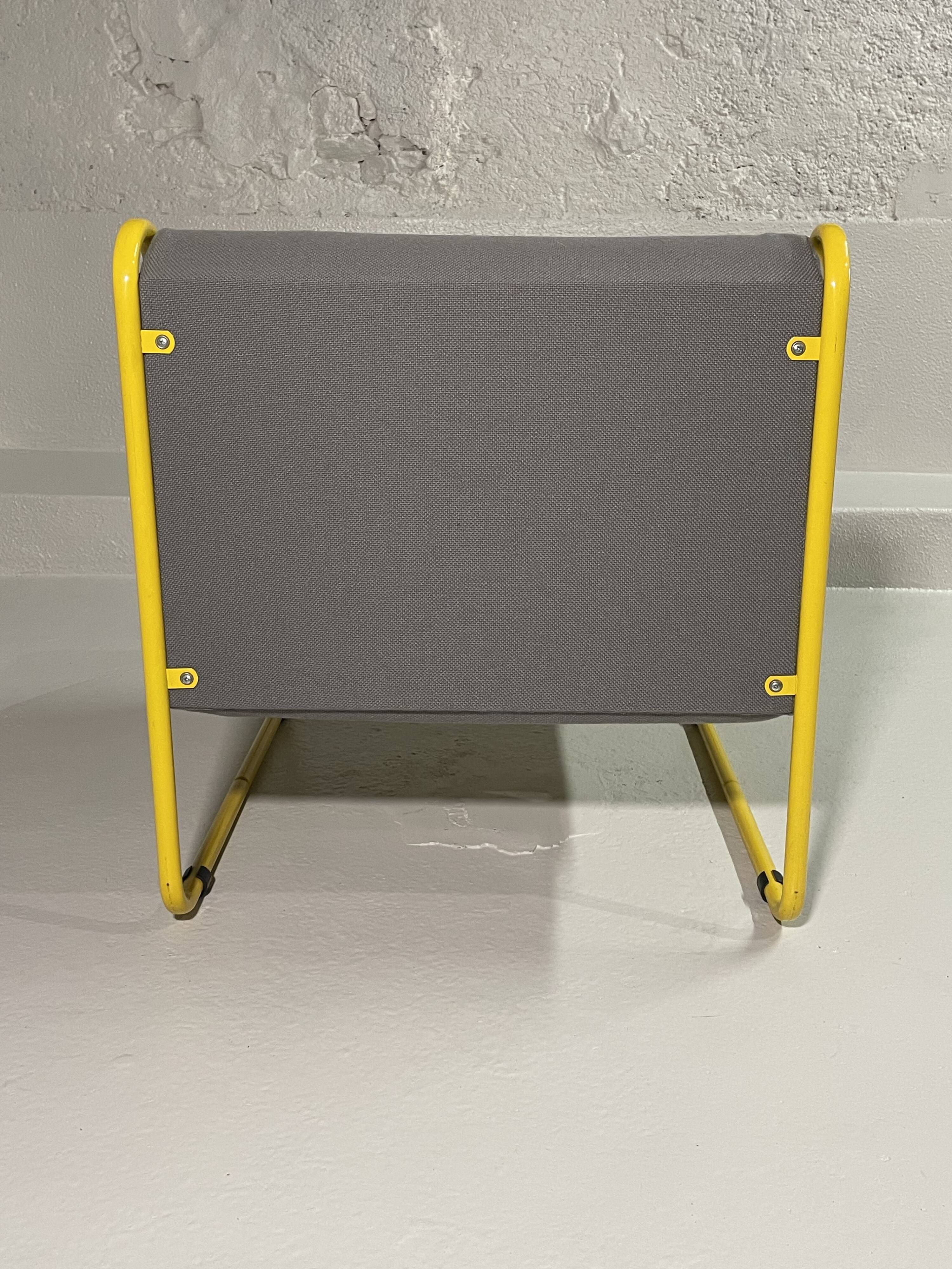 Modular tubular bench in yellow & grey fabric