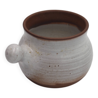 Stoneware rammekin with a ball handle