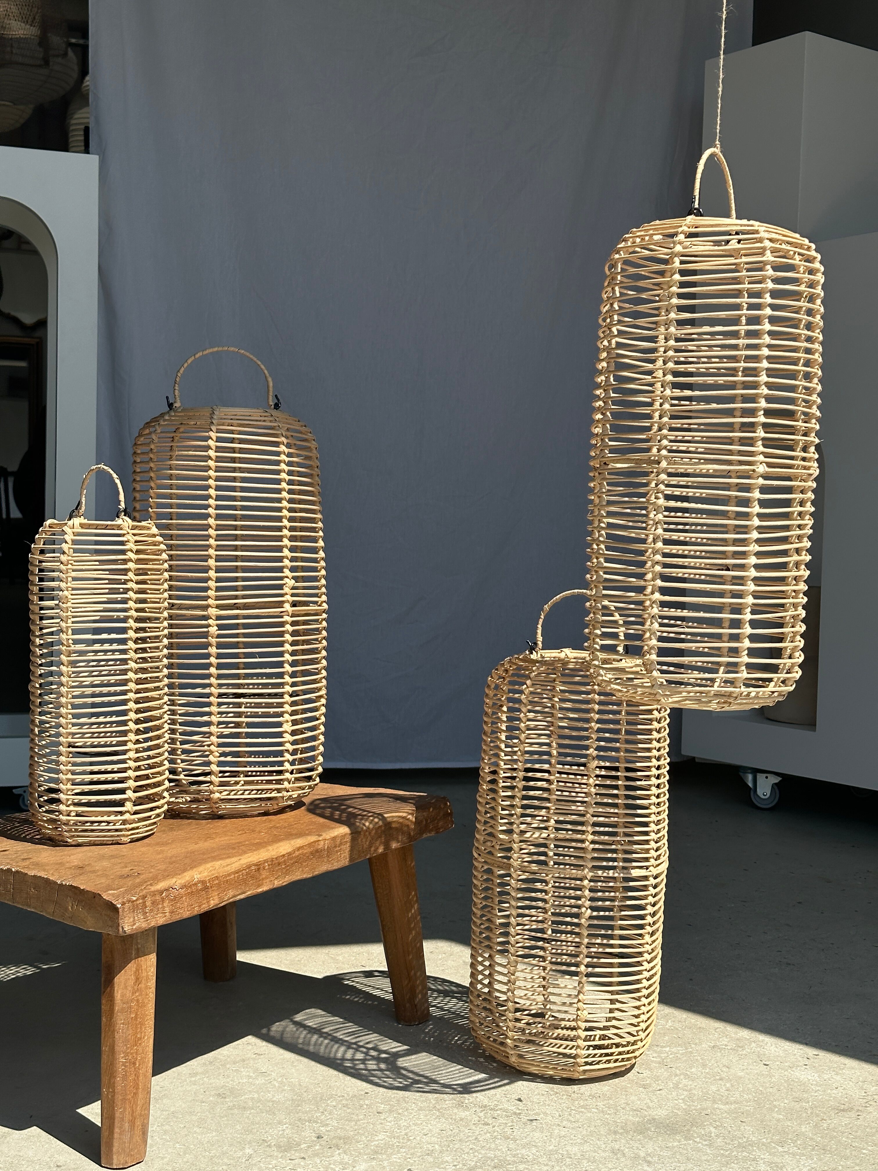 Small lantern-shaped rattan suspension H35 D15