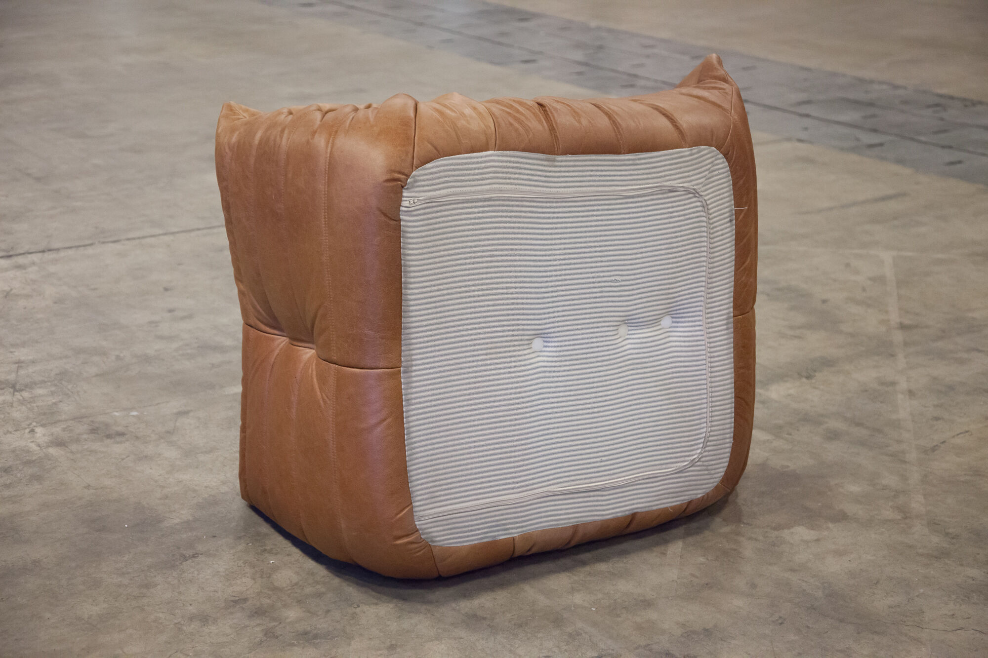 Armchair and ottoman Togo model designed by Michel Ducaroy 1973