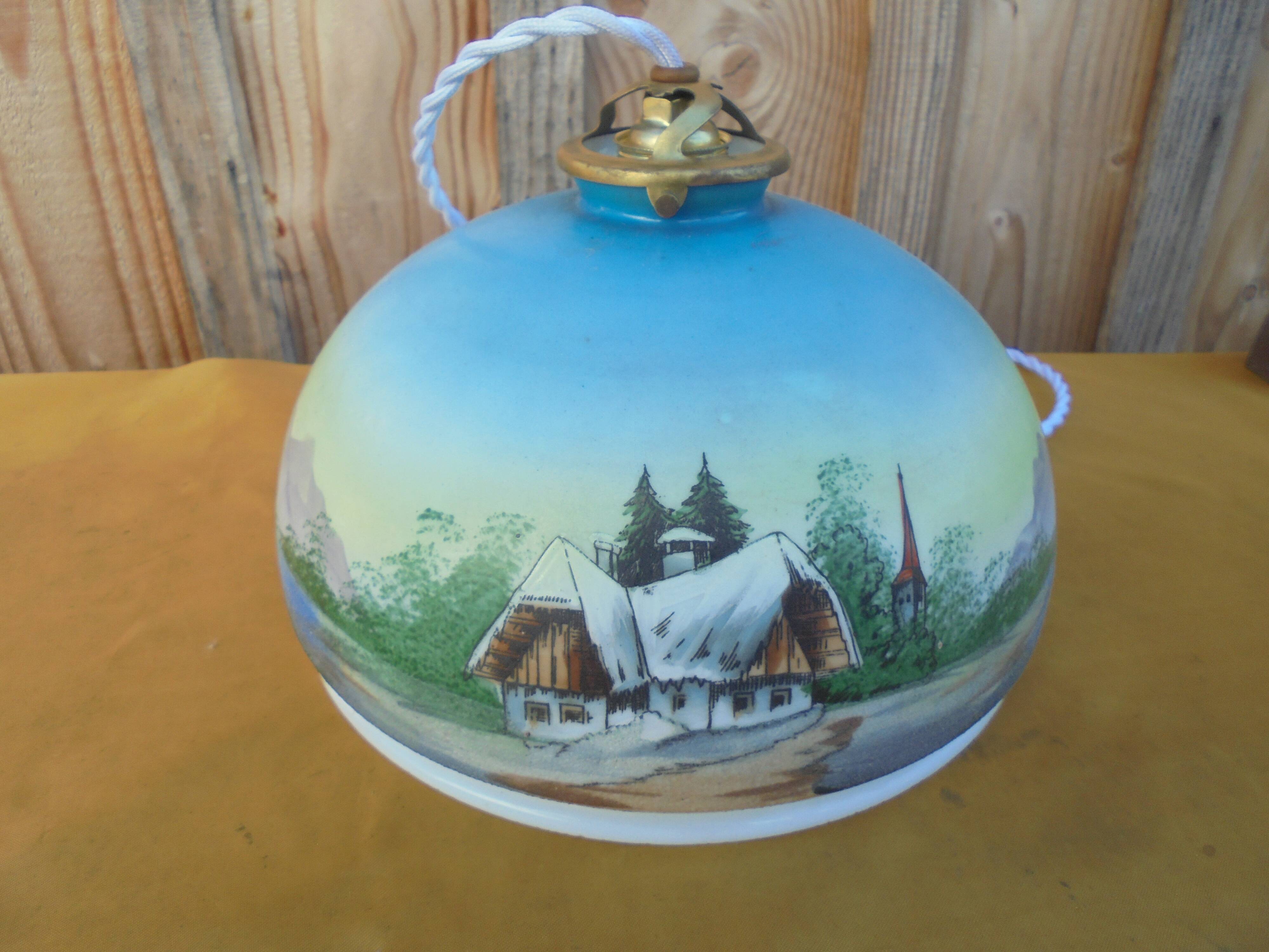 Antique decorated opaline suspension