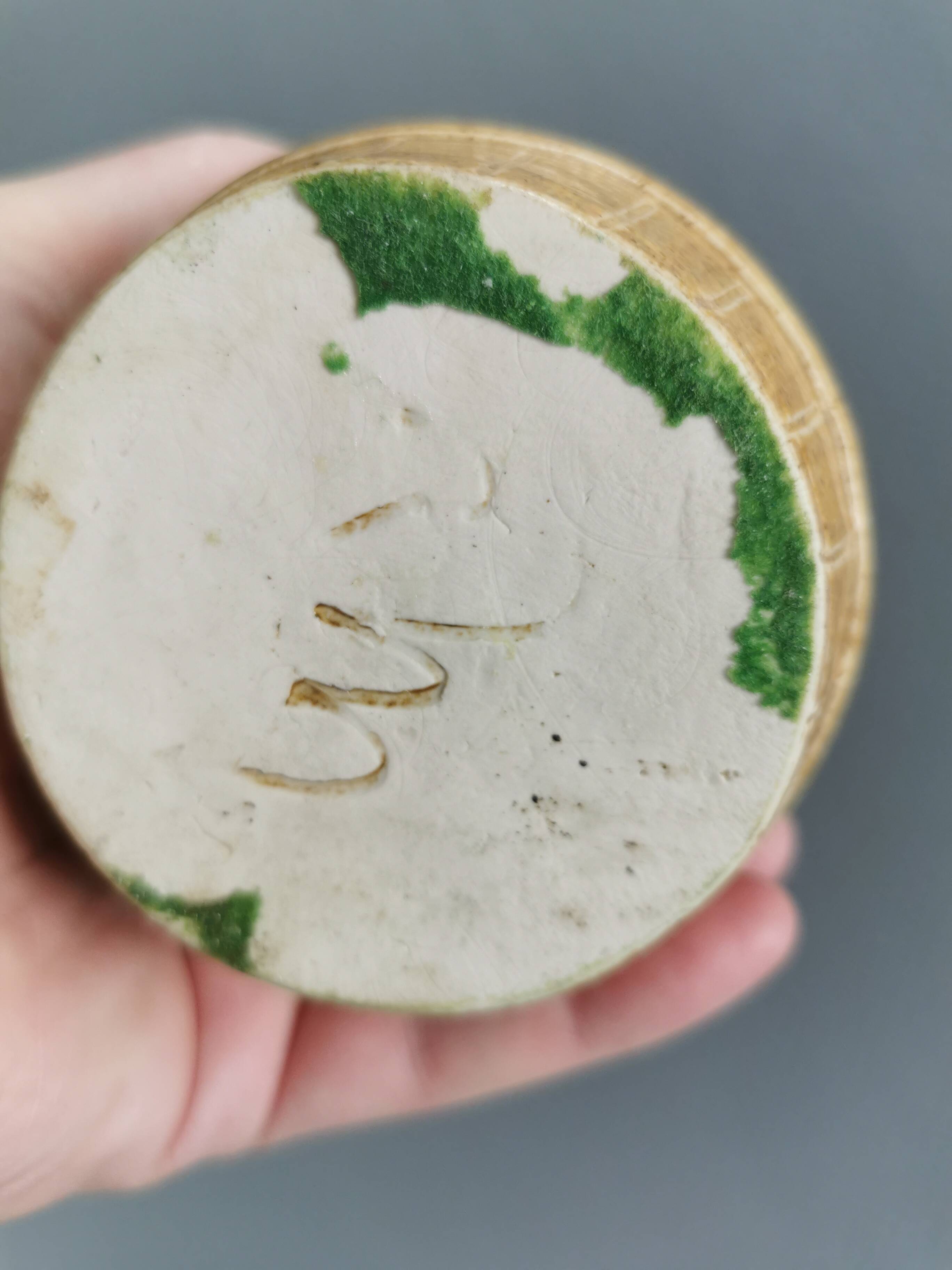 Small, attractive ceramic candlestick from the 1970s, Denmark.