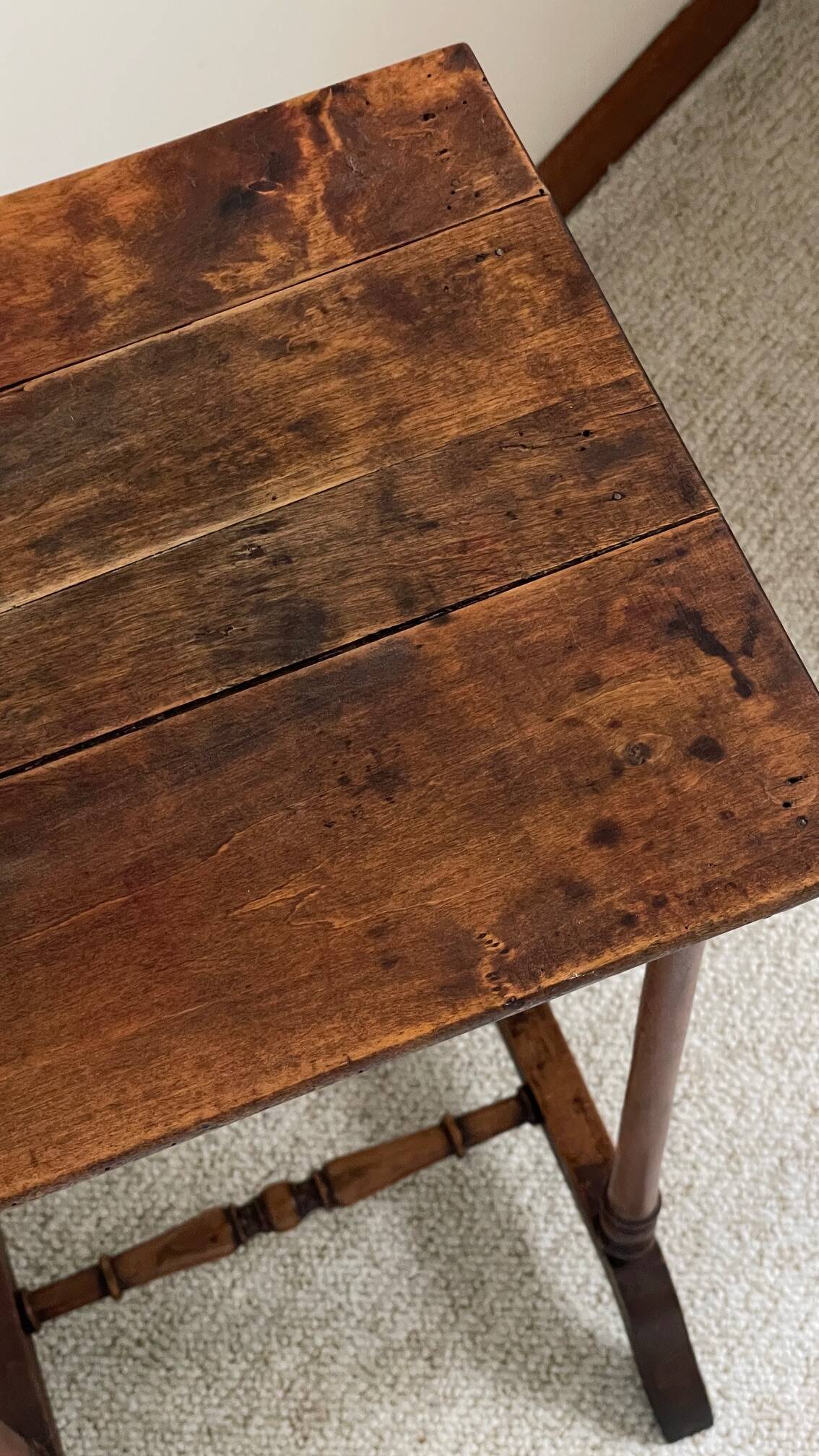 NIGHTSTAND Antique Turned Wood