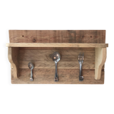 Pallet wall shelf