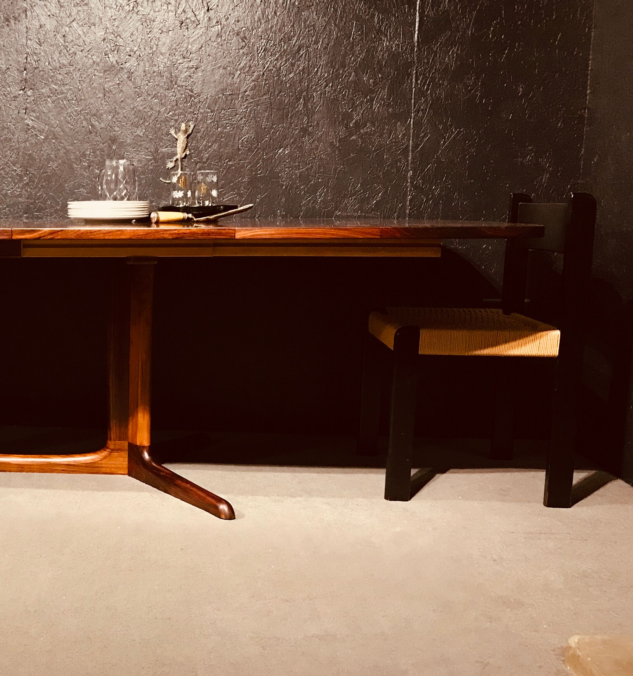 Table extensible danoise en bois de rose