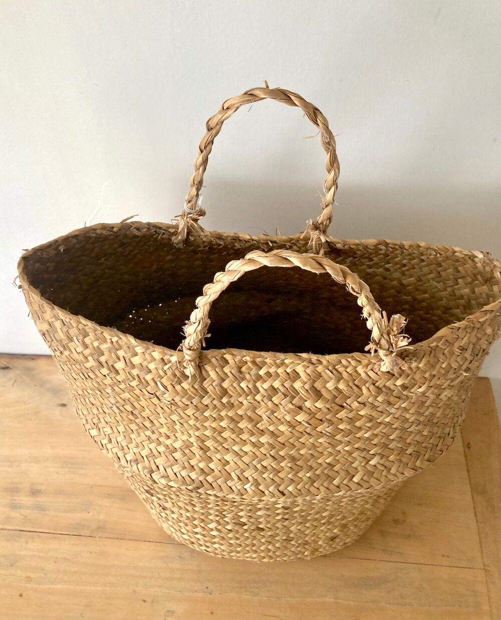Sea rush basket