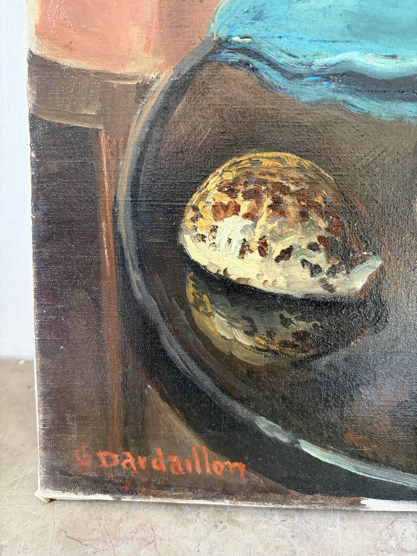 Still life, flowers and figurine, oil on canvas signed Dardaillon.