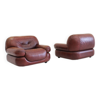 Sapporo Italian leather armchairs for Mobil Girgi 1970s , set of 2