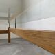 Table scandinave teck blond et verre 60