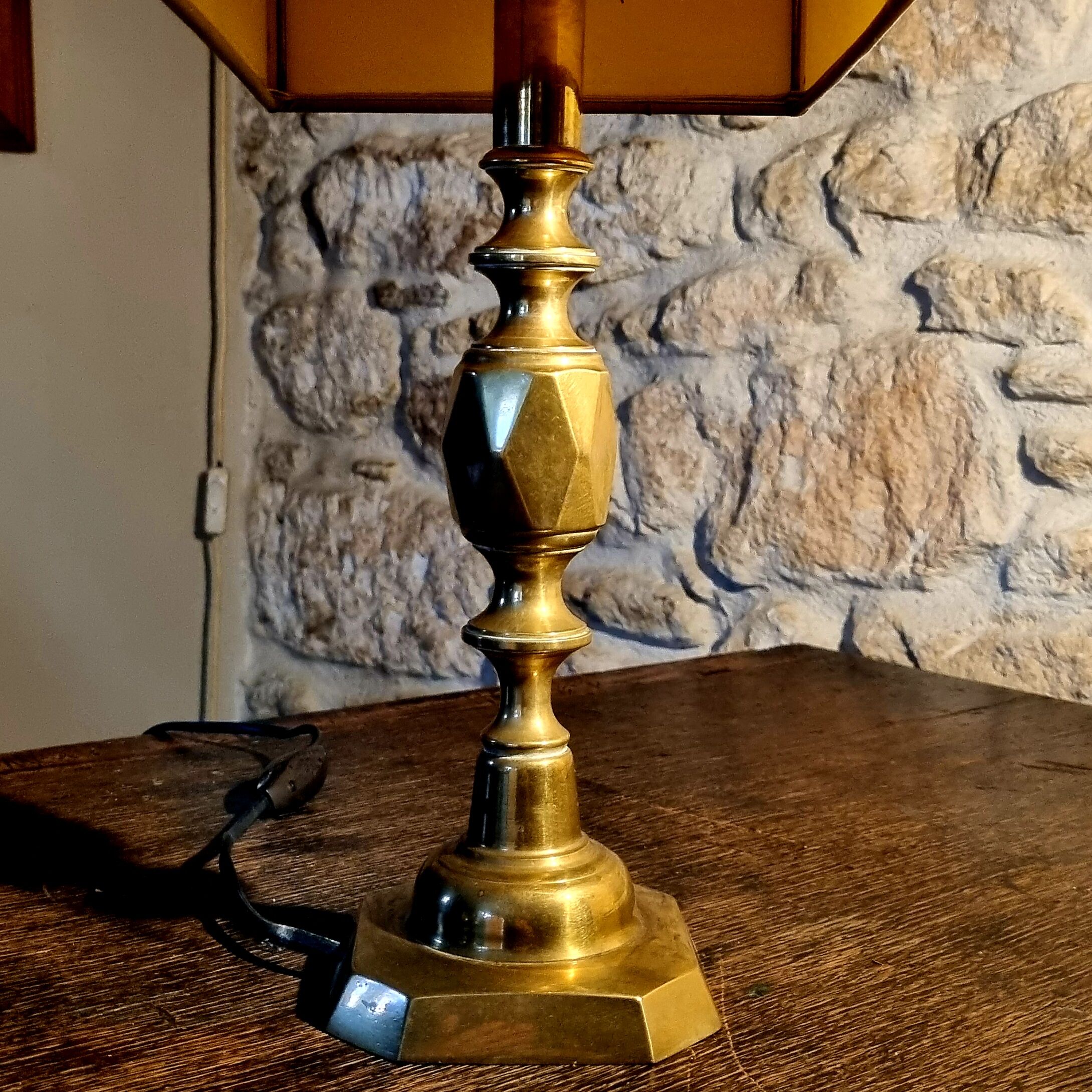 Pair of bronze lamps