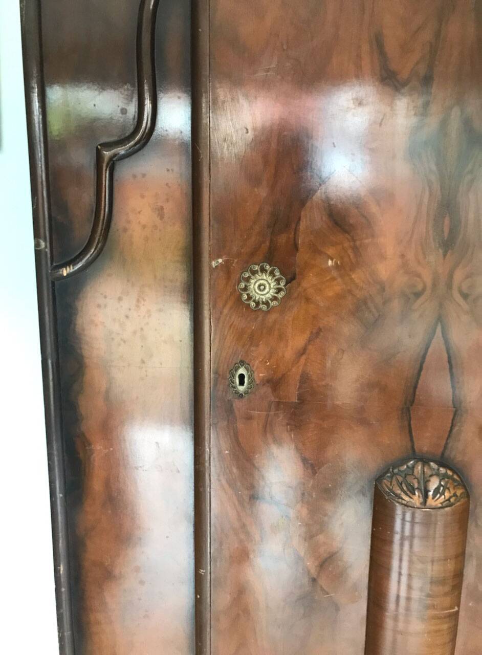 English wardrobe 1930