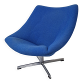 Fauteuil Oyster Lounge Artifort avec base croisée par Pierre Paulin, années 1960.