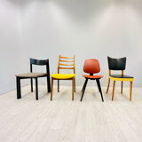 Lot de 4 chaises colorées