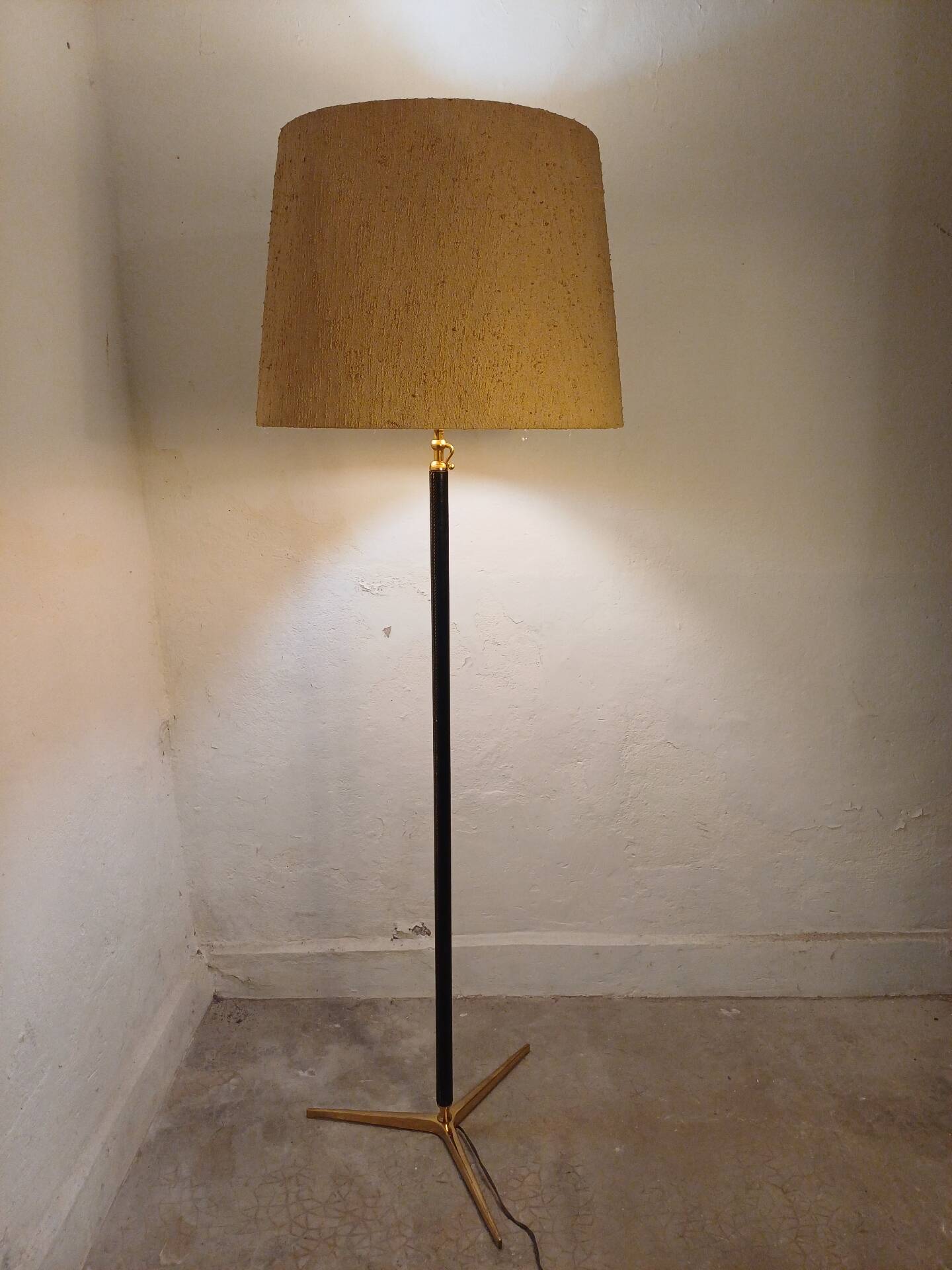 Gino Sarfatti floor lamp model 1025 Arteluce