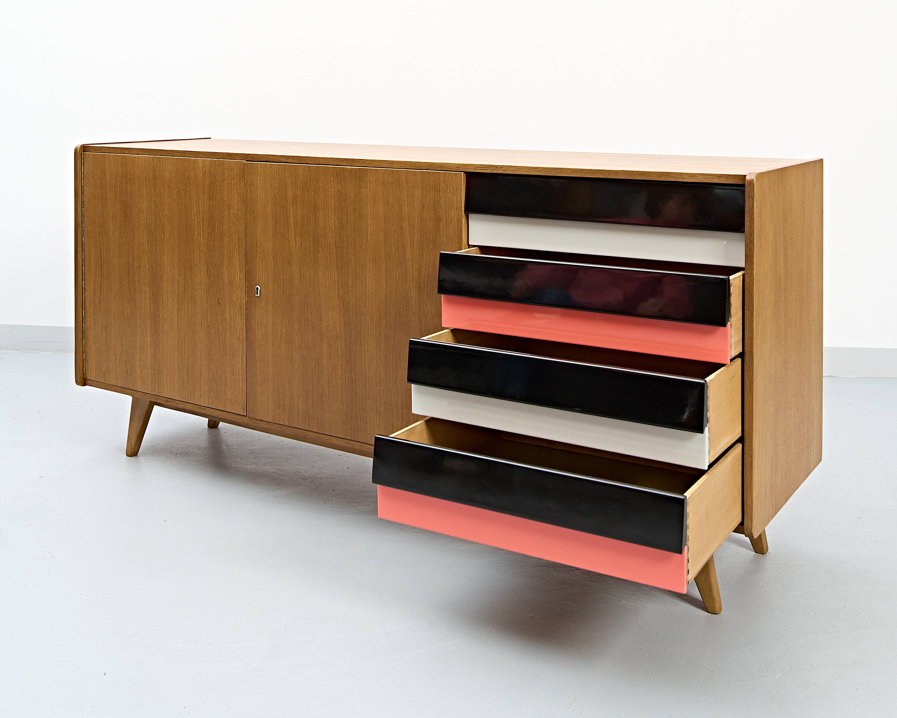 Model U-460 Sideboard in Oak by Jiří Jiroutek for Interier Praha, 1965