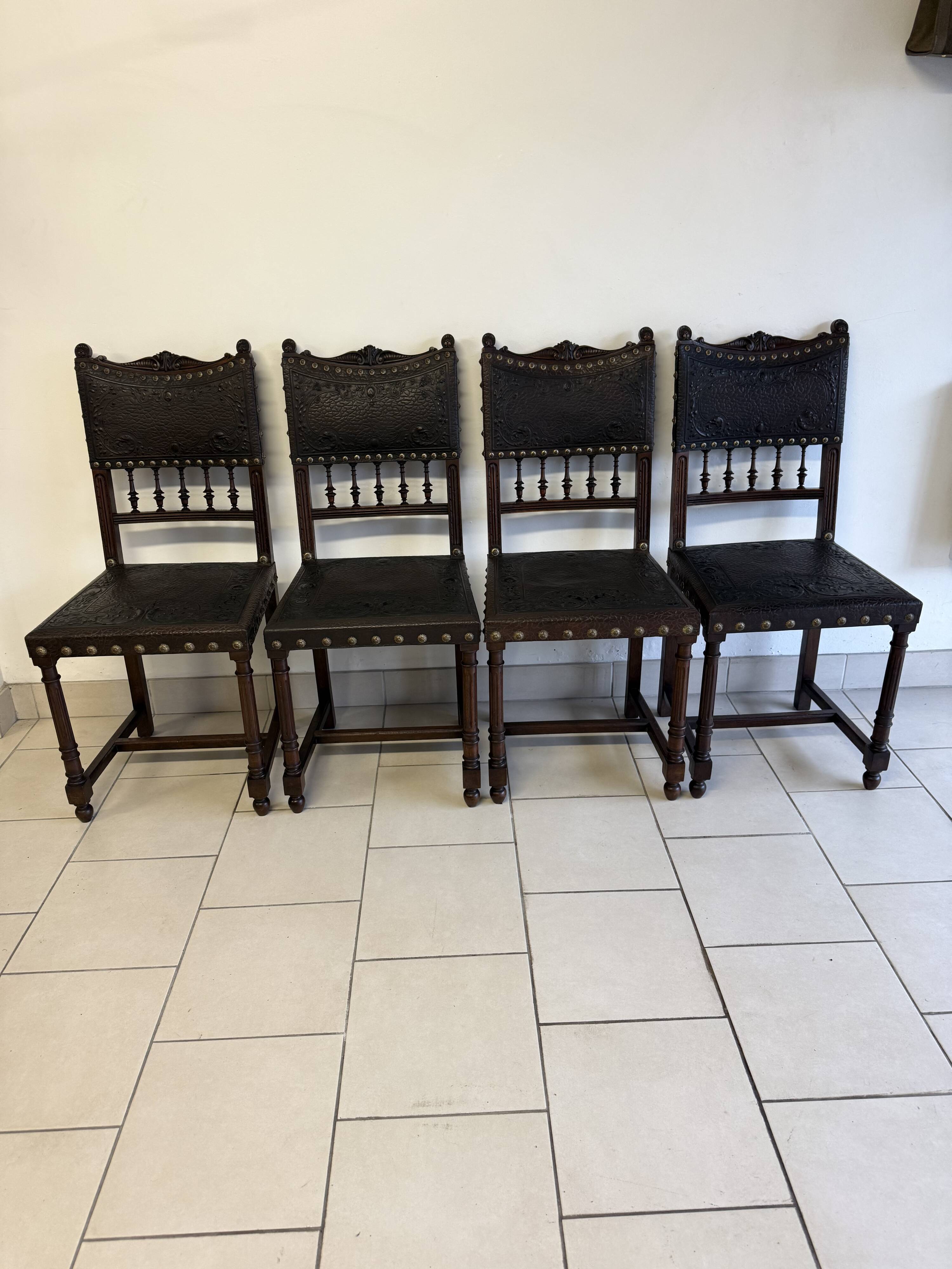 4 Henri IV wood and leather chairs