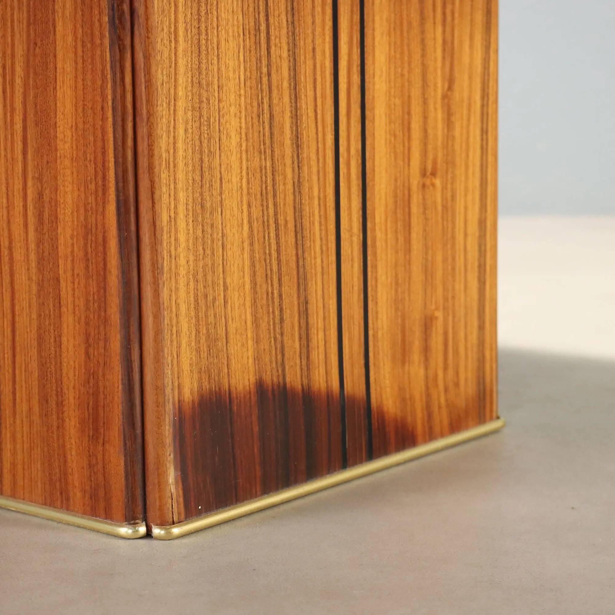 Vintage coffee table Maxalto Artona, designed by Afra and Tobia Scarpa.