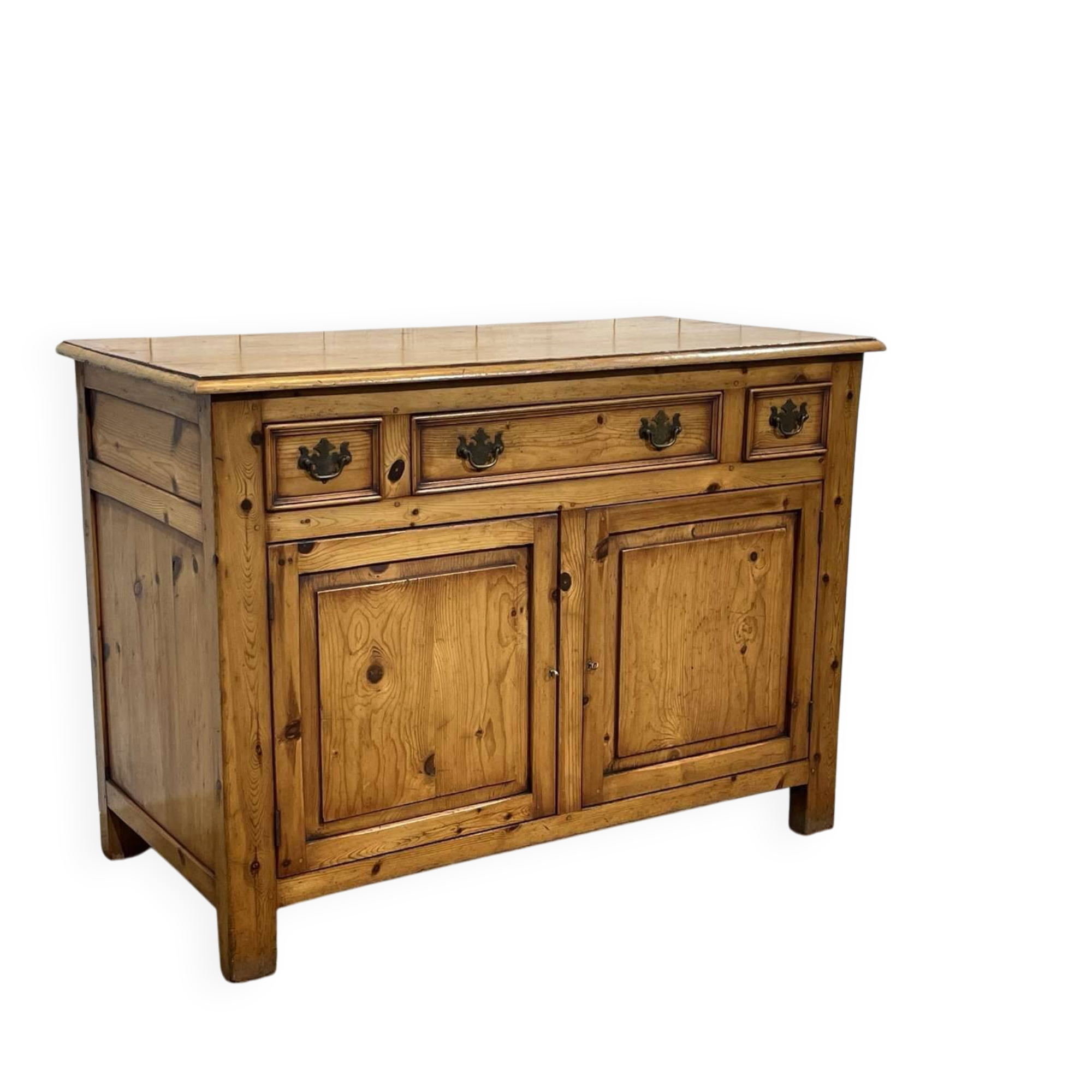 Buffet anglais en sapin des années 1950