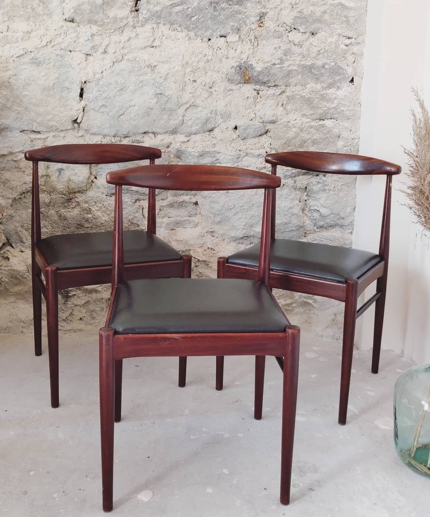 Set of 3 chairs